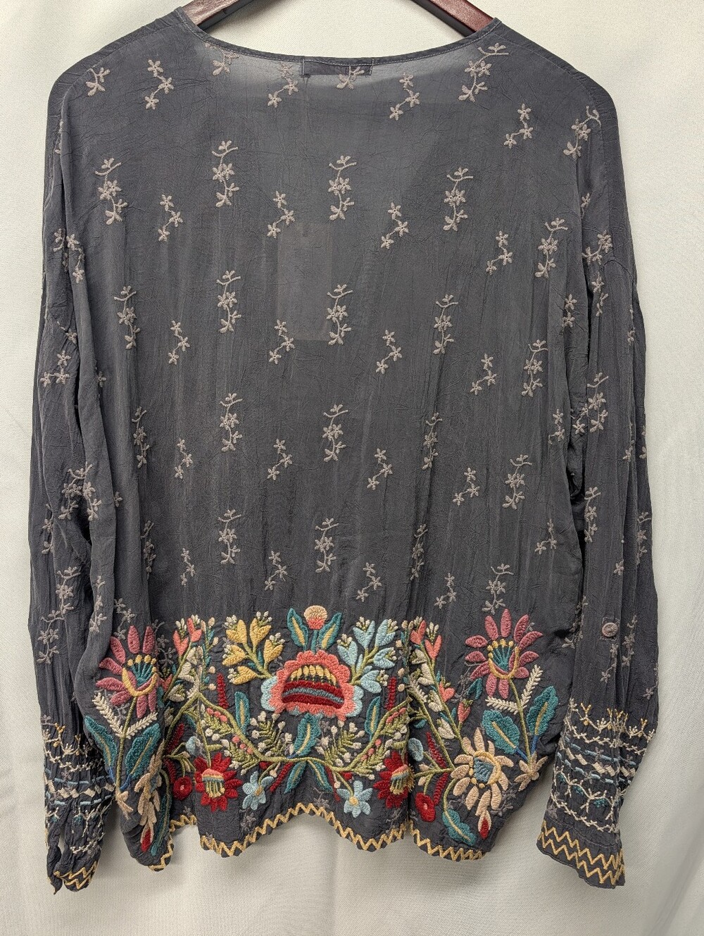 Johnny Was Embroidered Floral Button-Front Long Sleeve Tunic, NWT Size Medium - Picture 9 of 10